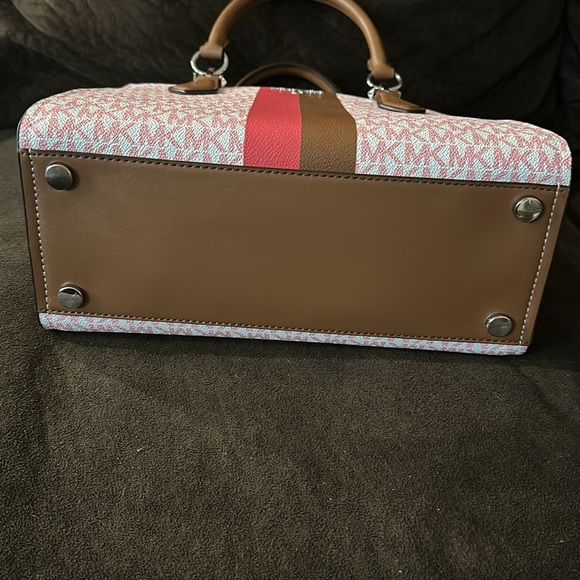 SOLD! New Michael Kors - never used - Picture 5 of 5